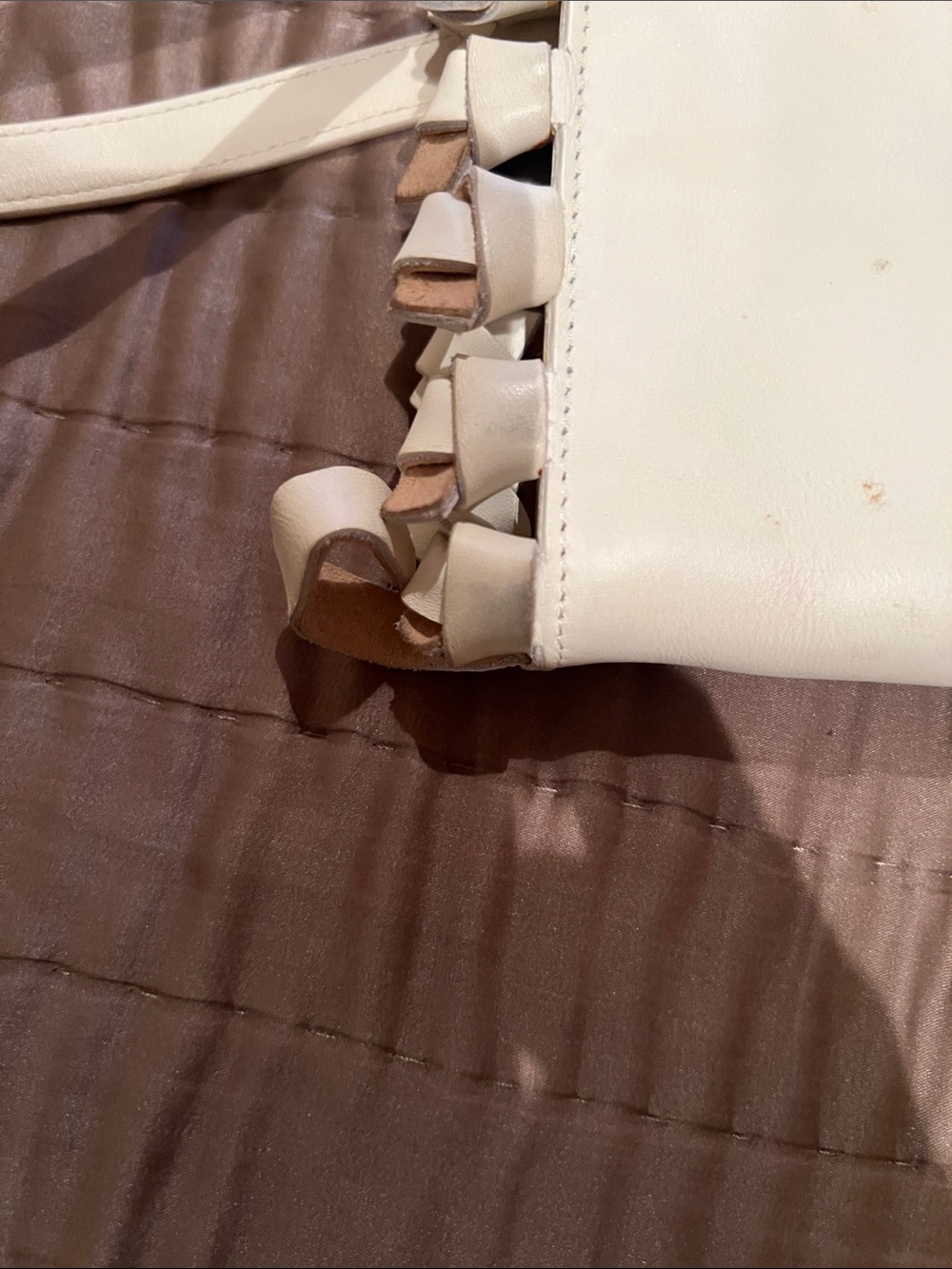 The Row Cream Leather Shoulder Bag with Rose Gold Logo - Picture 5 of 12